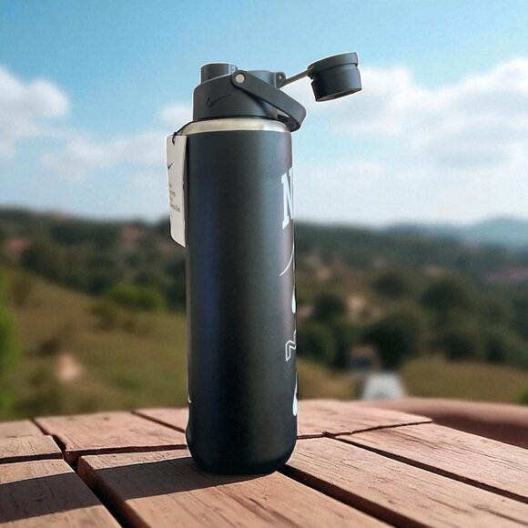 NWT Nike Recharge Chug, Stainless Steel Water Bottle 32Oz Sports Black - Picture 4 of 4